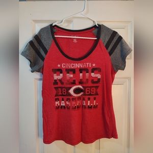 Women's Cincinnati Red's Top